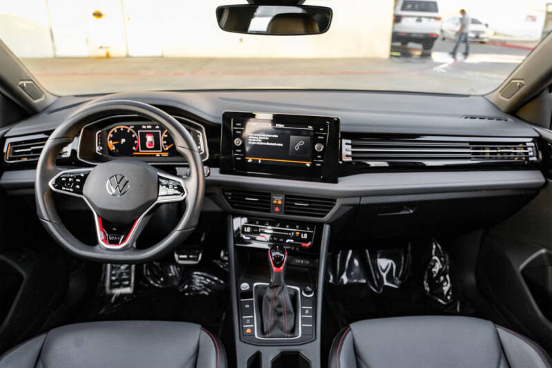 2025 Volkswagen Jetta GLI Autobahn