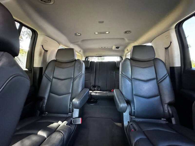 2020 Cadillac Escalade ESV Luxury