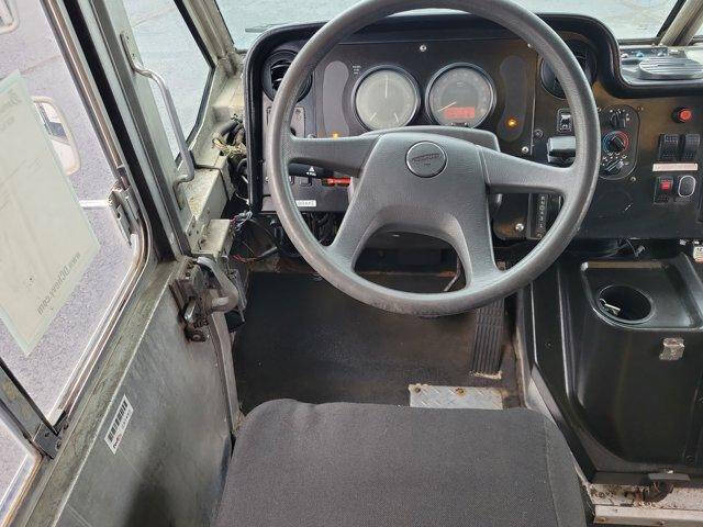 2004 Freightliner MT45 Chassis
