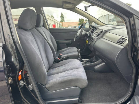 2009 Nissan Versa 1.8 S