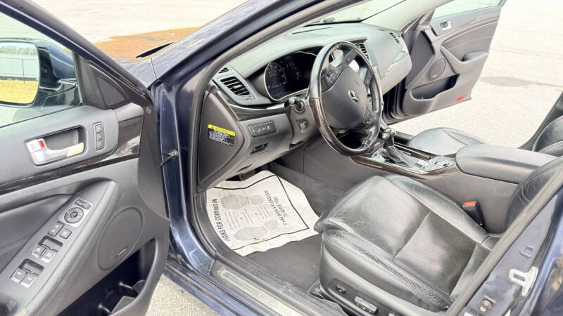 2014 Kia Cadenza Limited