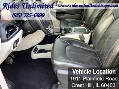 2017 Chrysler Pacifica Touring-L Plus