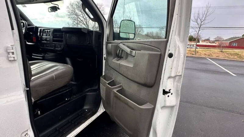 2019 Chevrolet Express 2500