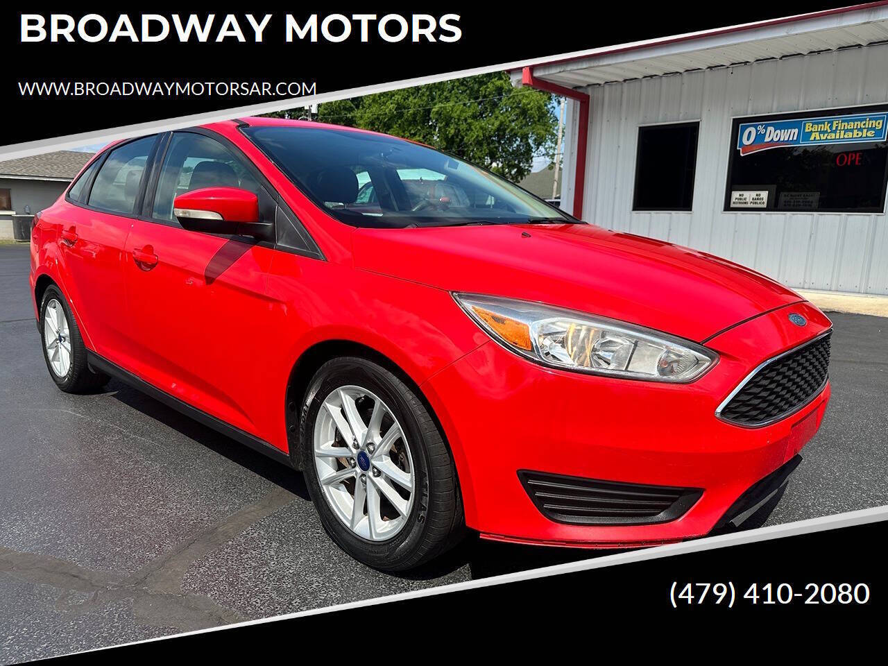 Red 2016 Ford Focus SE SE 4dr Sedan 1