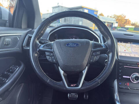 2019 Ford Edge ST