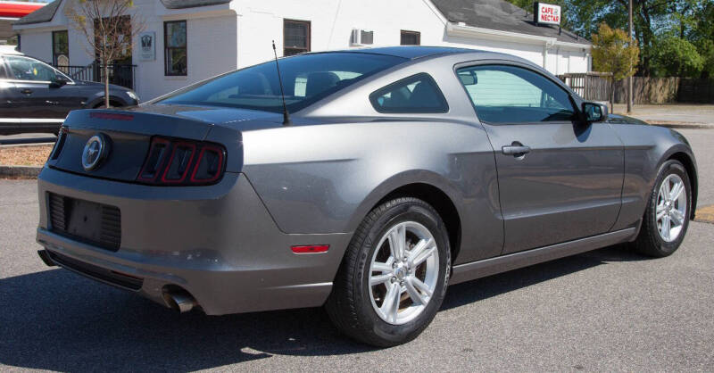 2013 Ford Mustang V6