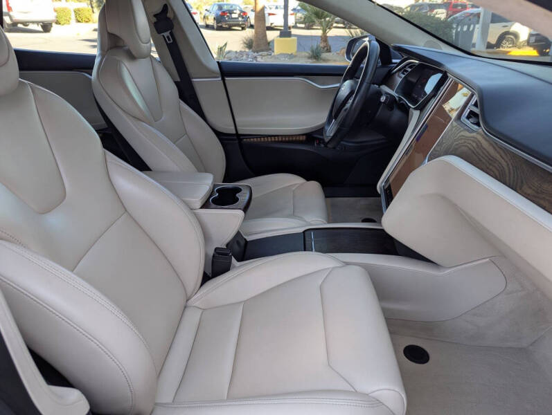 2017 Tesla Model S 75D