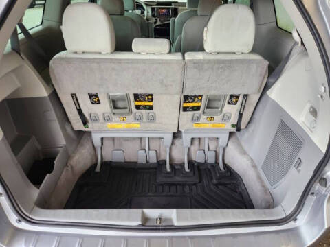2011 Toyota Sienna