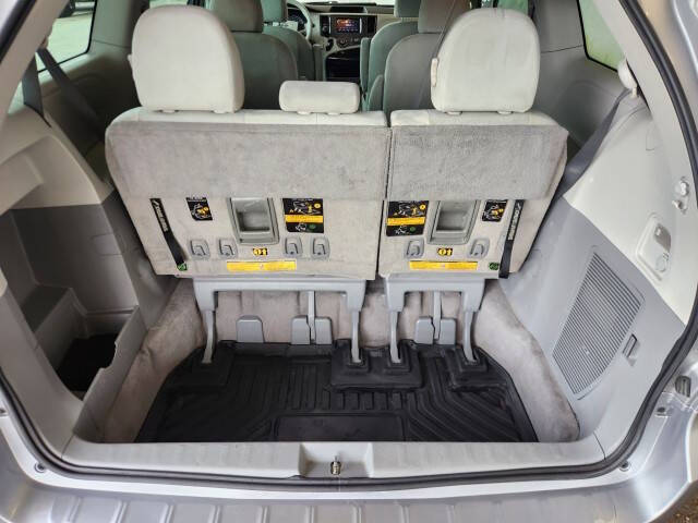 2011 Toyota Sienna