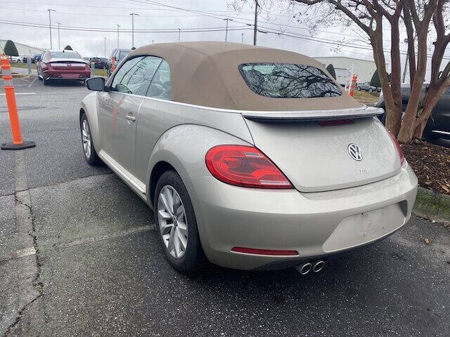 2013 Volkswagen Beetle Convertible