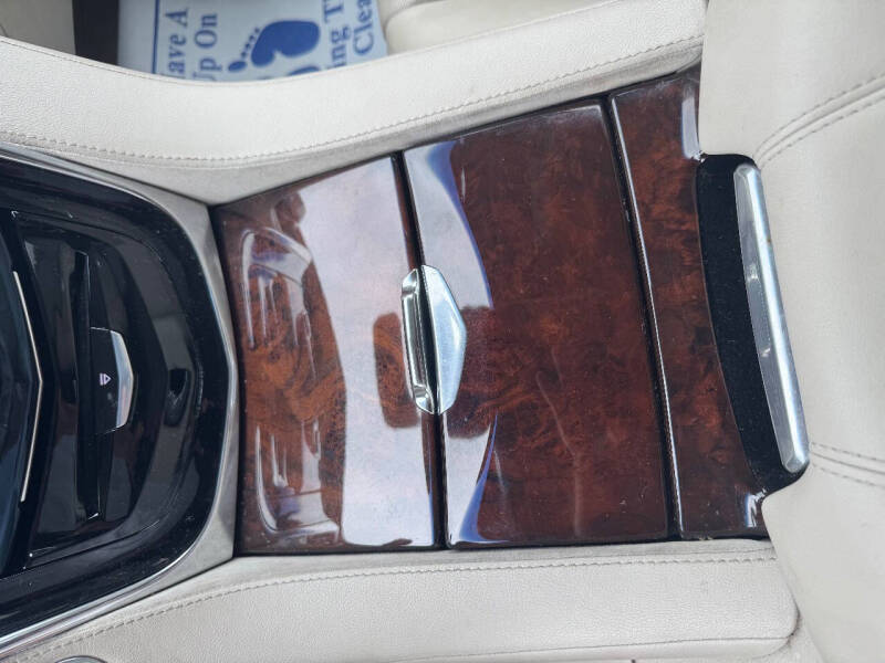 2015 Cadillac Escalade Premium