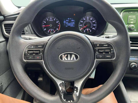 2017 Kia Optima LX