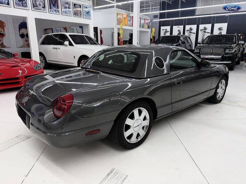 2003 Ford Thunderbird