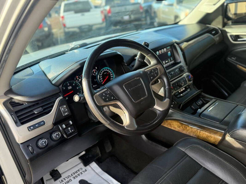 2017 GMC Yukon Denali