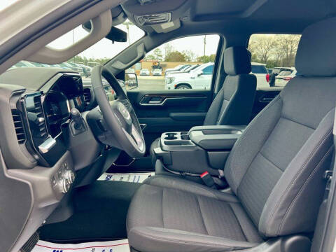 2026 GMC Sierra 1500 Elevation Standard