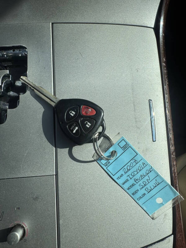 2008 Toyota Avalon XLS