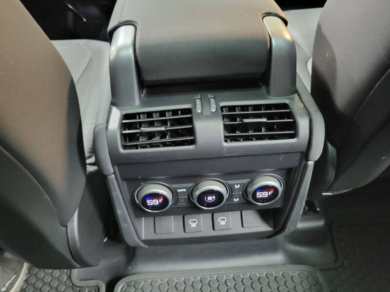 2023 Land Rover Defender 110 30th Anniversary Edition