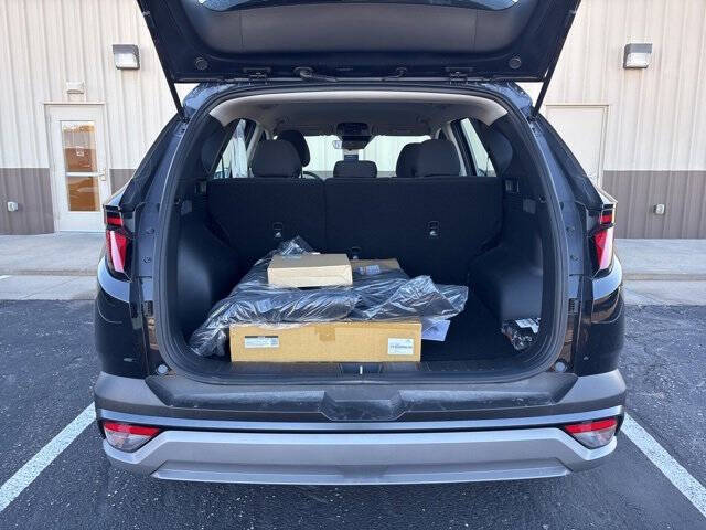 2025 Hyundai Tucson SE