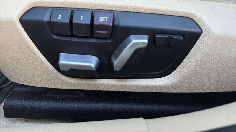 2016 BMW 3 Series 328i