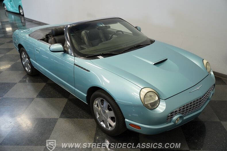 2002 Ford Thunderbird Deluxe