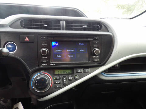 2012 Toyota Prius c Four