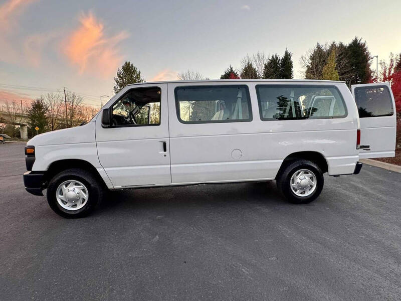 2011 Ford E-Series E-150 XL