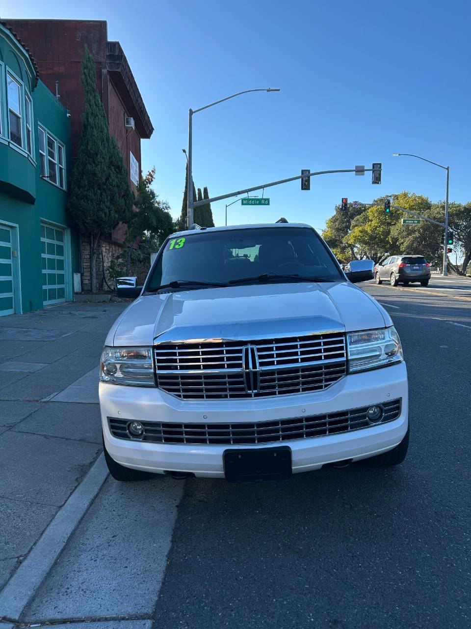 White 2013 Lincoln Navigator SUV / Crossover 4X2 6-Speed Automatic