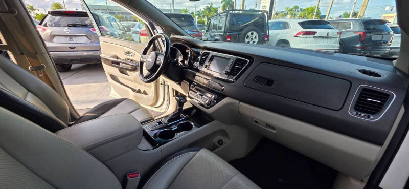 2019 Kia Sedona
