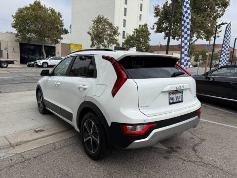 2024 Kia Niro EX