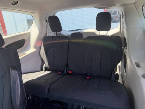 2018 Chrysler Pacifica Touring Plus