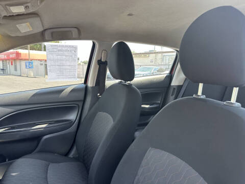 2021 Mitsubishi Mirage ES