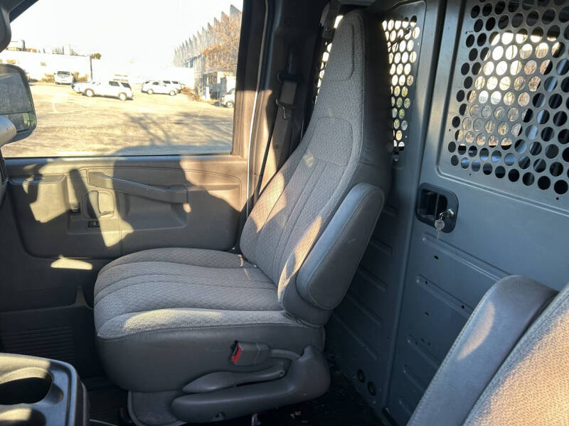 2016 GMC Savana 2500