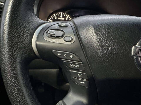 2014 Nissan Pathfinder SL