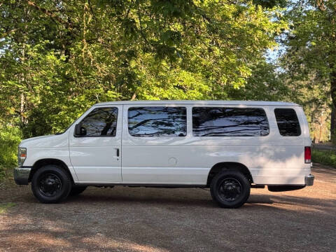 2014 Ford E-Series E-350 SD XLT
