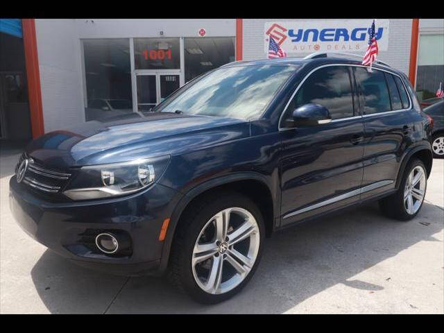 2016 VOLKSWAGEN Tiguan SUV / Crossover - $12,597