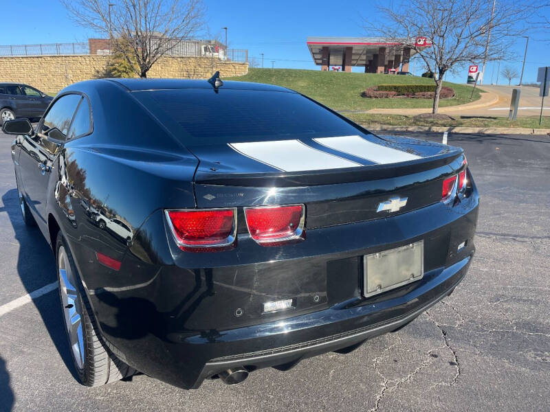 2010 Chevrolet Camaro 2LT photo 4