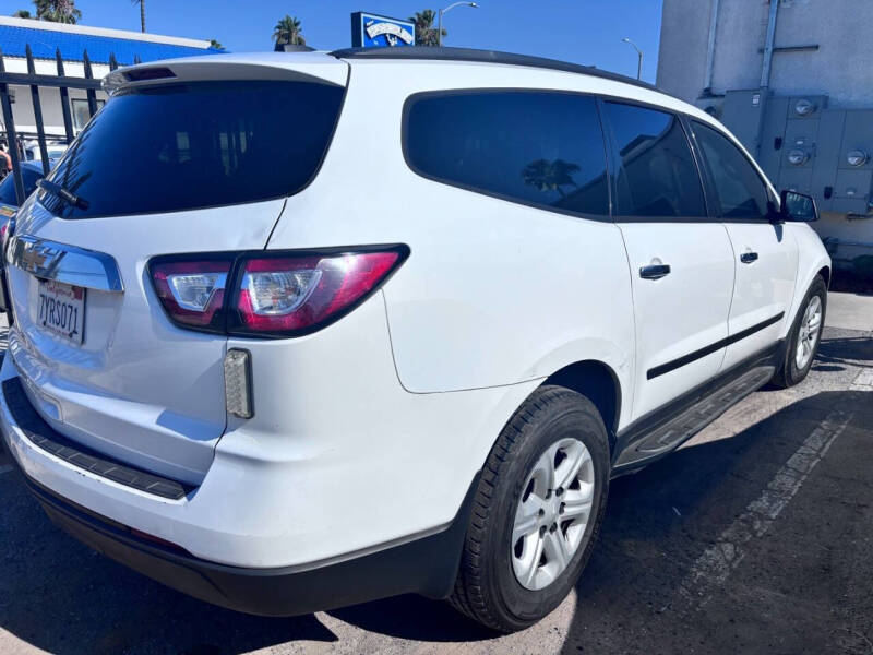 2017 Chevrolet Traverse LS