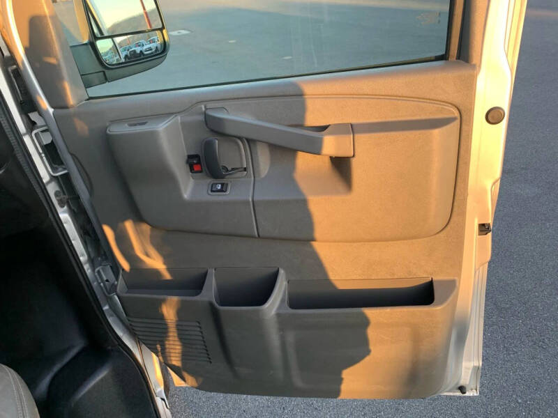 2016 Chevrolet Express LS 3500