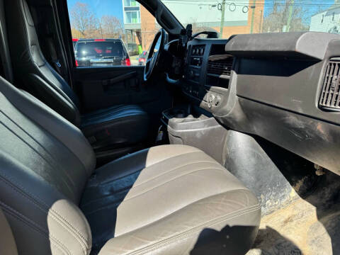 2021 Chevrolet Express 2500