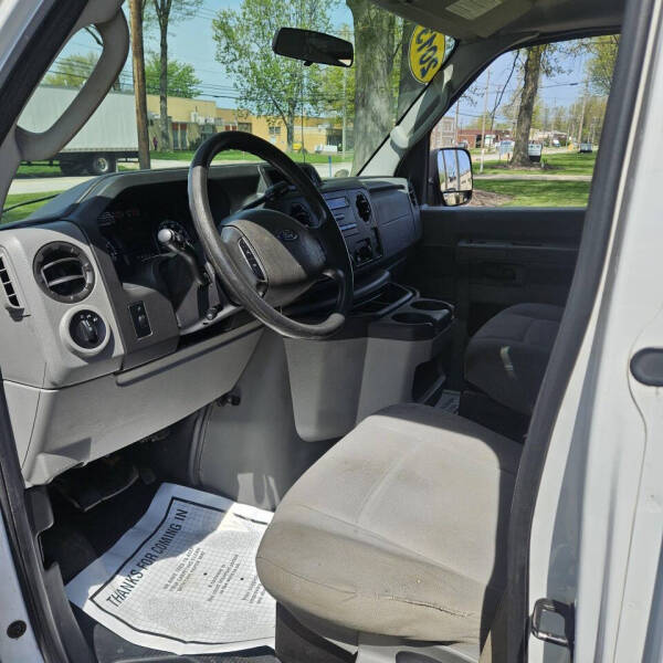 2013 Ford E-Series E-250