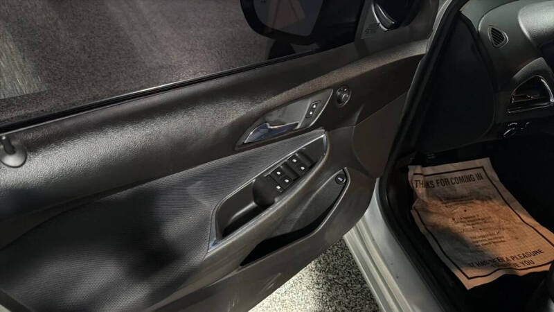 2017 Chevrolet Cruze LT Auto