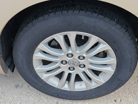 2011 Toyota Sienna XLE 8-Passenger