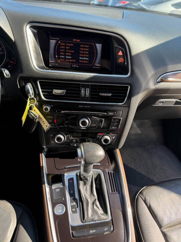 2016 Audi Q5 2.0T quattro Premium Plus