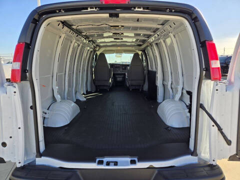 2026 Chevrolet Express 2500