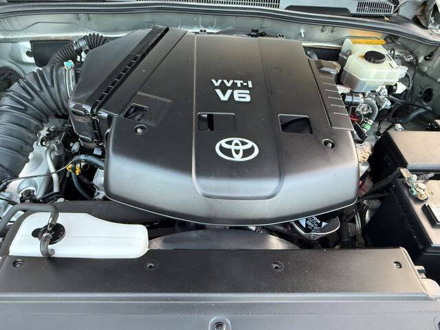 2004 Toyota 4Runner SR5