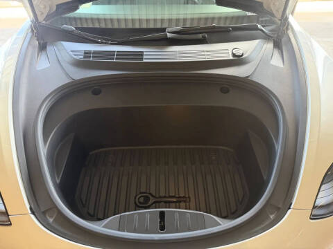 2022 Tesla Model 3 Performance