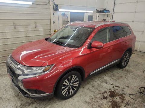 2019 Mitsubishi Outlander for sale at Jem Auto Sales in Anoka MN