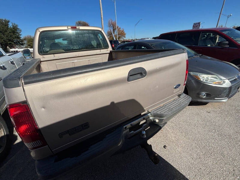 1999 Ford F-250 Super Duty XLT