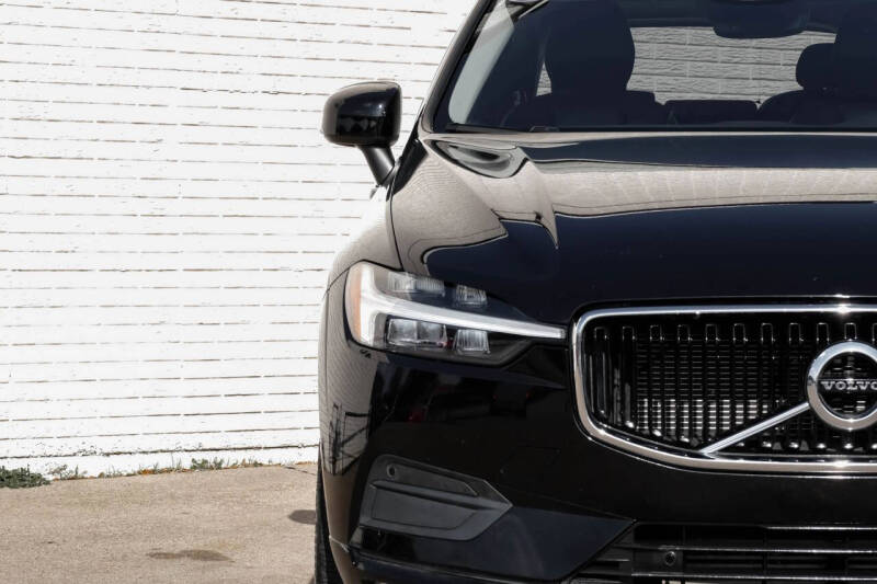 2021 Volvo XC60 T5 Momentum