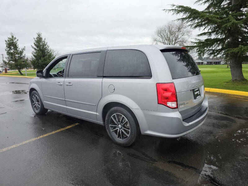 2015 Dodge Grand Caravan R/T
